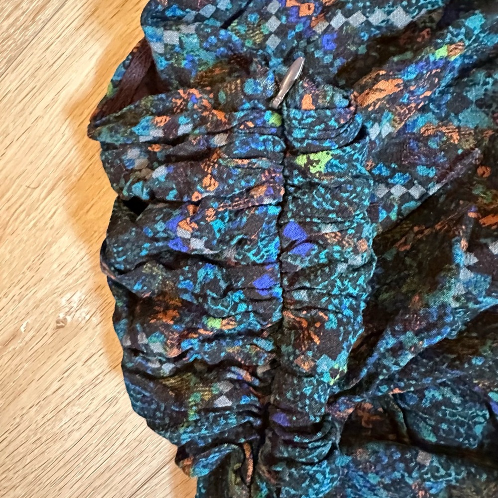 Free People-Multi Blue - Ruched- Saturday Sun Mini Skirt in Who She Is Sz 8 - Picture 8 of 9